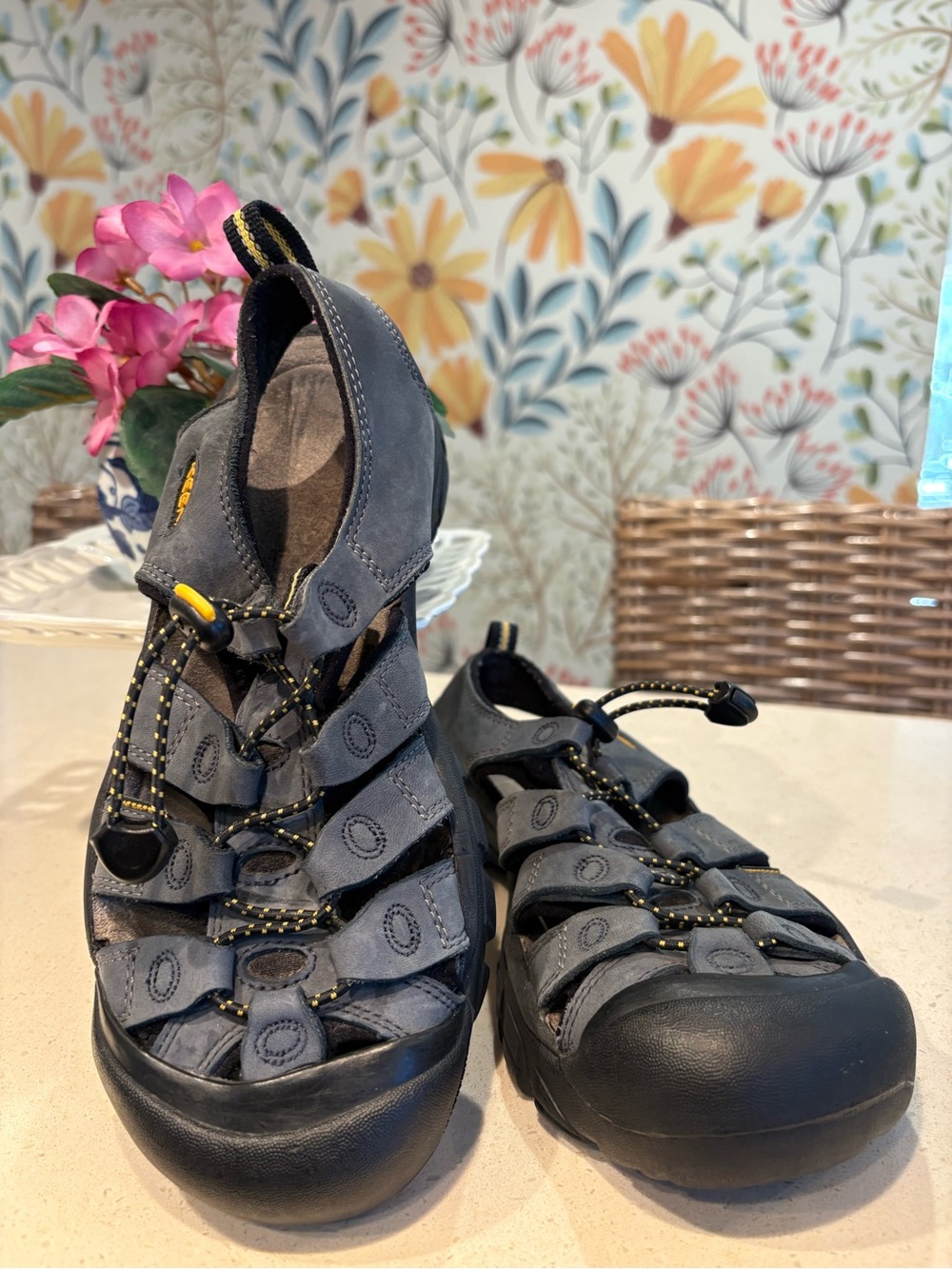 Keen Waterproof Women's Blue Grey Nubuck Outdoor Sandals - Size 8